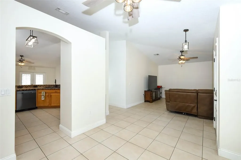 1559 5th Avenue Deland FL 32724