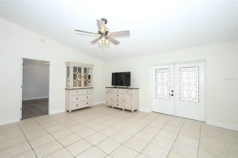 1559 5th Avenue Deland FL 32724