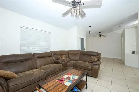 1559 5th Avenue Deland FL 32724