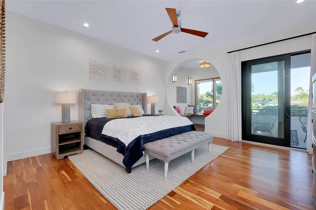 161 S Polk Drive Sarasota FL 34236