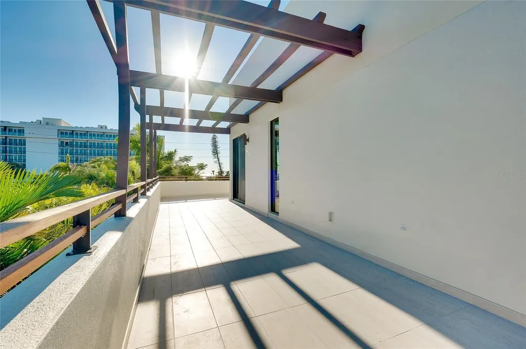 161 S Polk Drive Sarasota FL 34236