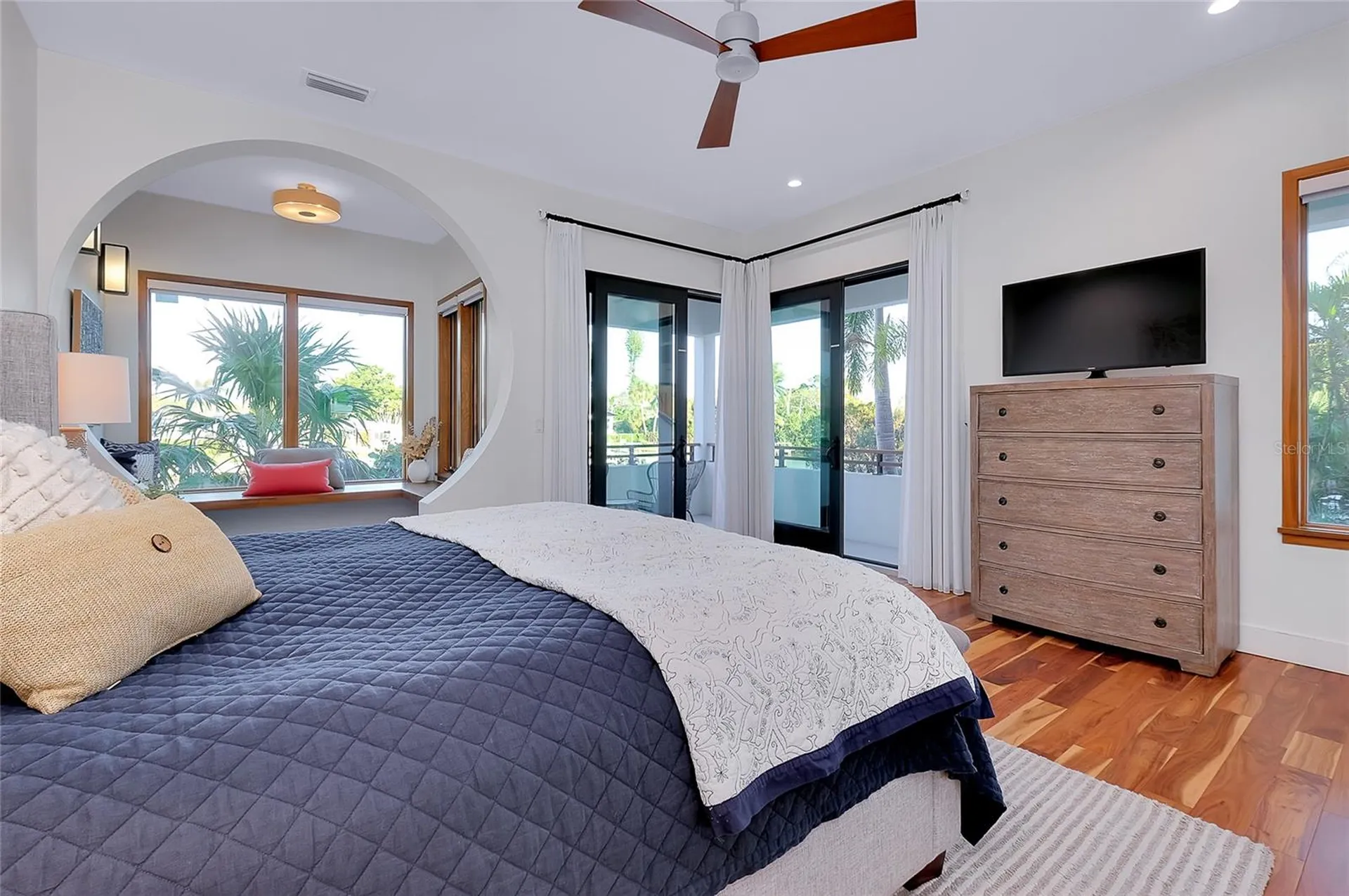 161 S Polk Drive Sarasota FL 34236