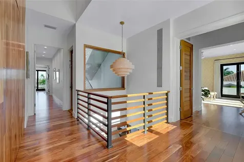 161 S Polk Drive Sarasota FL 34236