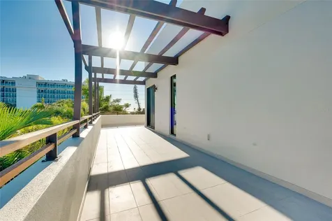 161 S Polk Drive Sarasota FL 34236