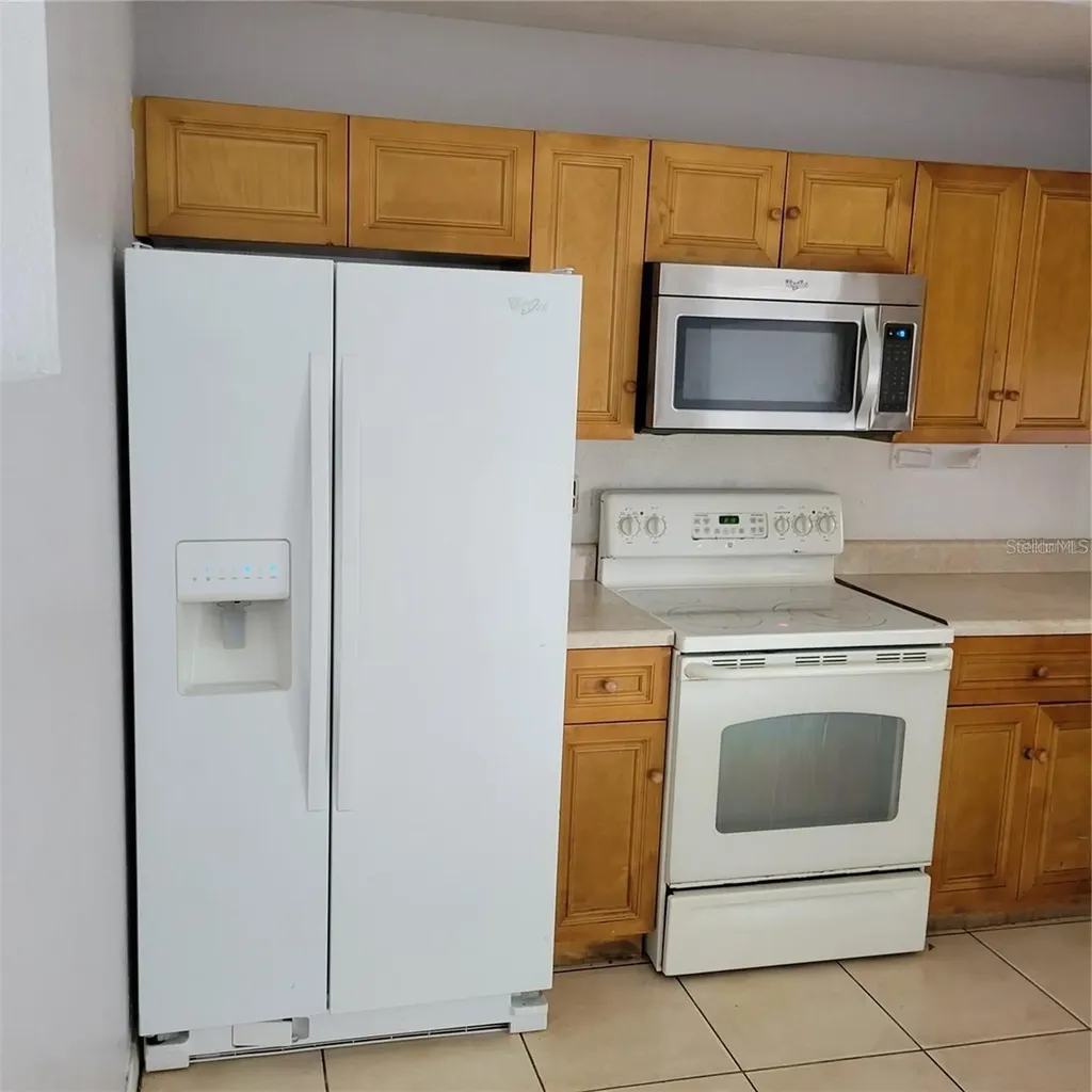 566-568 Imperial Place Kissimmee FL 34758