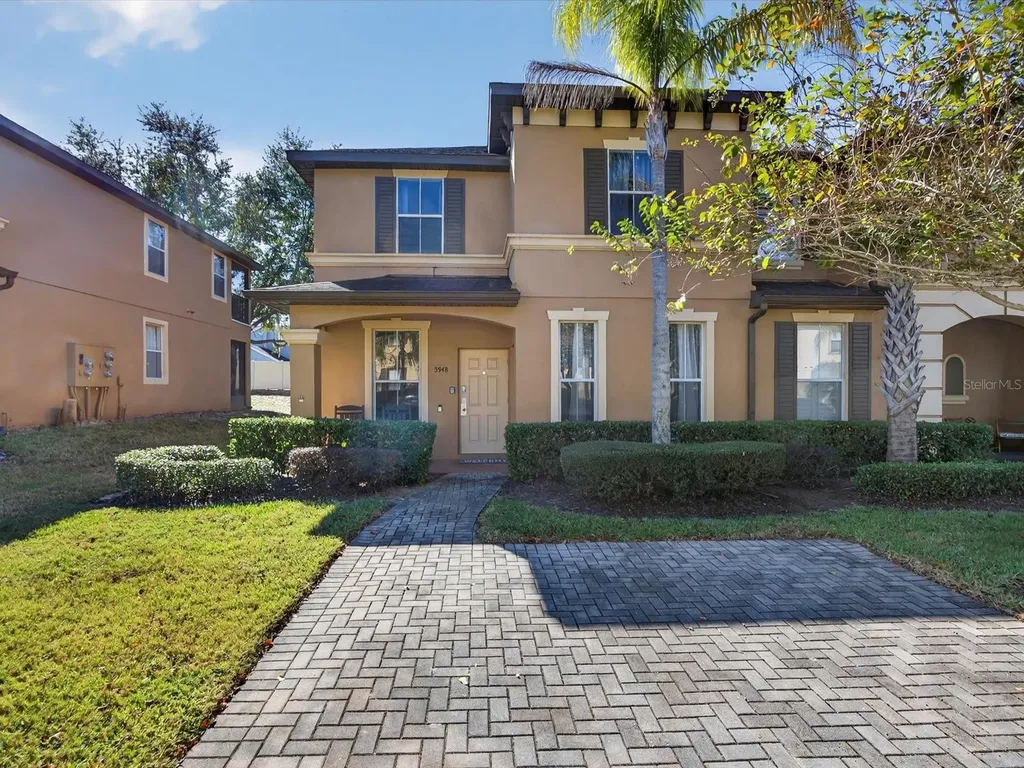 3948 Calabria Avenue Davenport FL 33897
