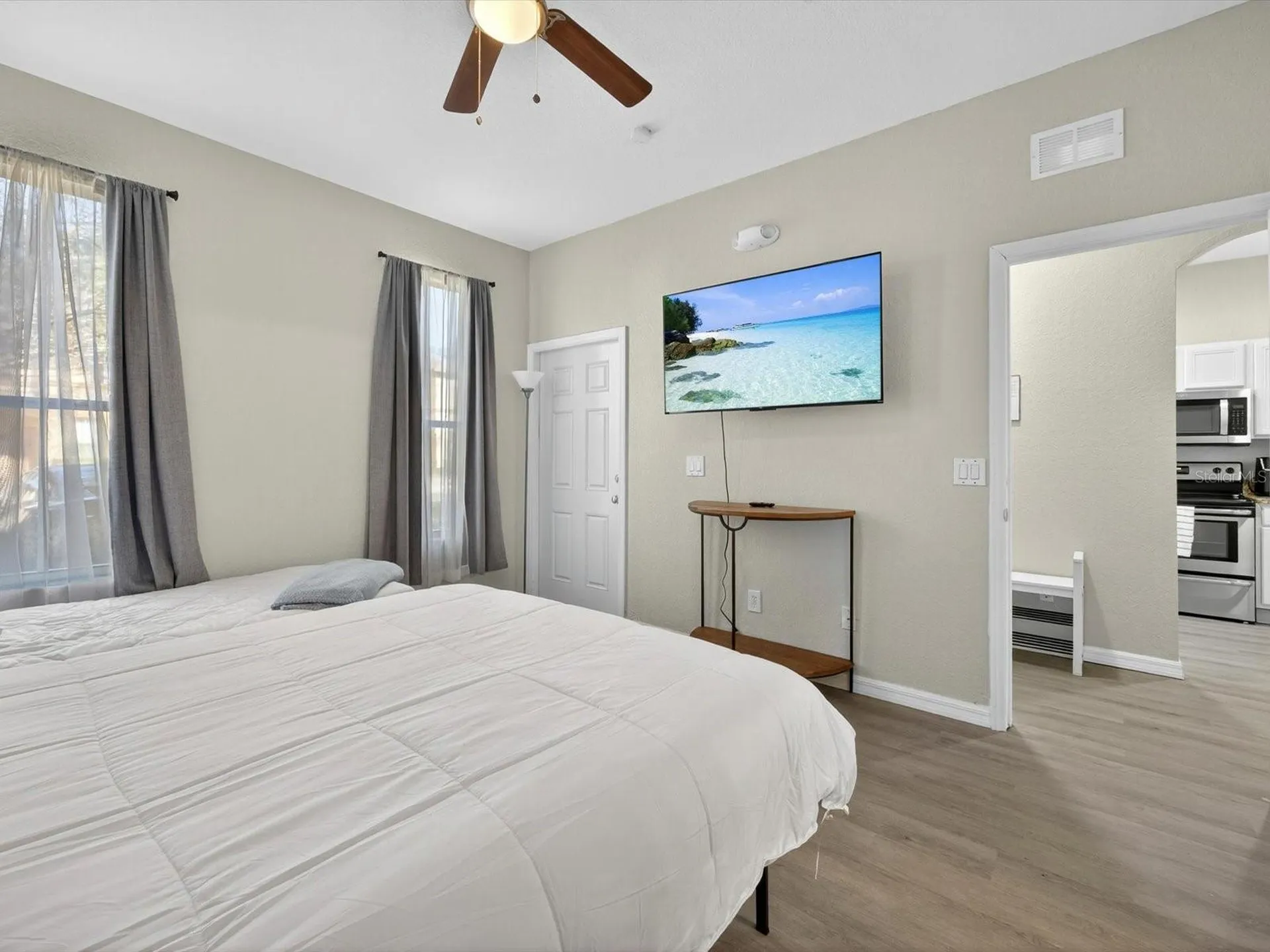 3948 Calabria Avenue Davenport FL 33897