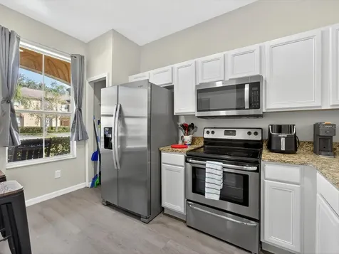 3948 Calabria Avenue Davenport FL 33897
