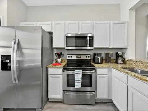 3948 Calabria Avenue Davenport FL 33897