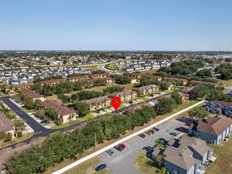 3948 Calabria Avenue Davenport FL 33897