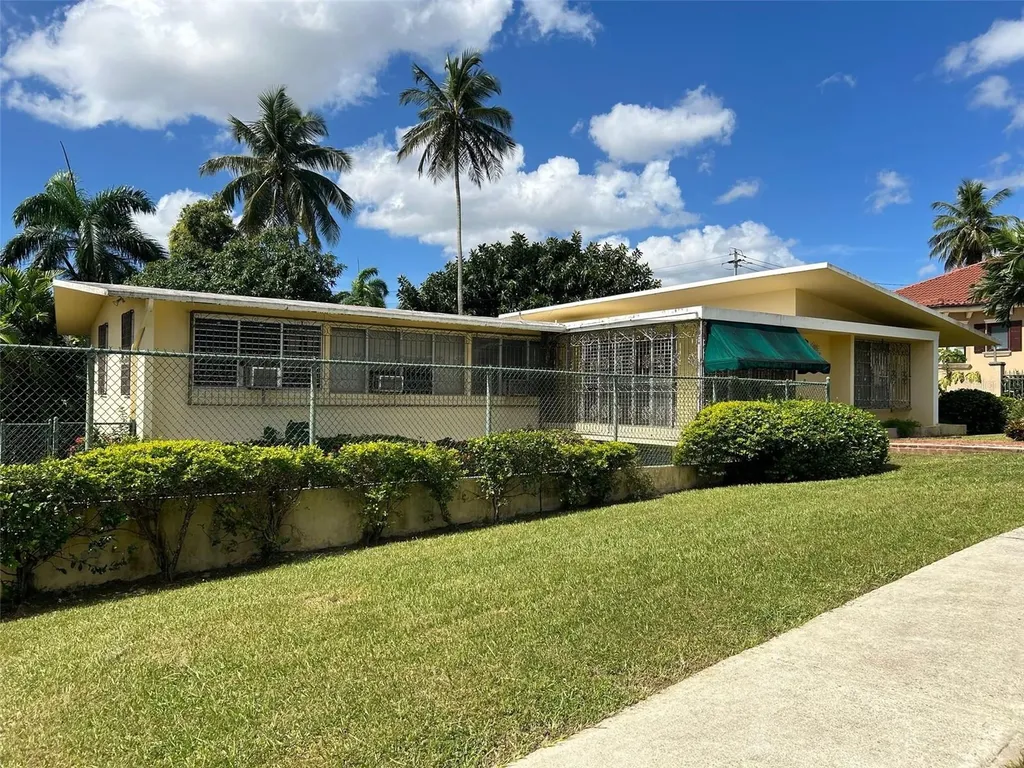 Urb Garden Hills Terrace Street Guaynabo PR 00969
