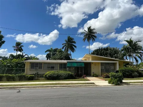 Urb Garden Hills Terrace Street Guaynabo PR 00969