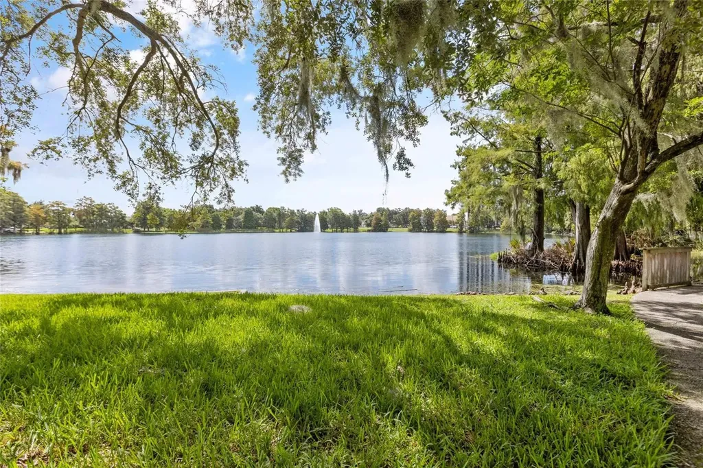 266 Park Lake Street Orlando FL 32803