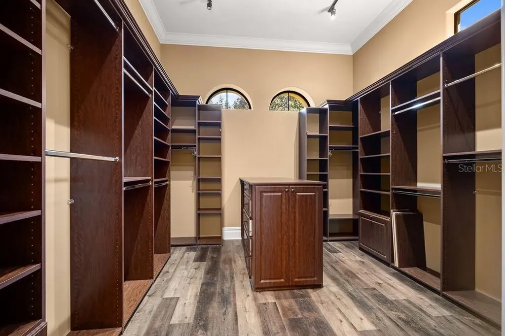 6130 Grosvenor Shore Drive Windermere FL 34786