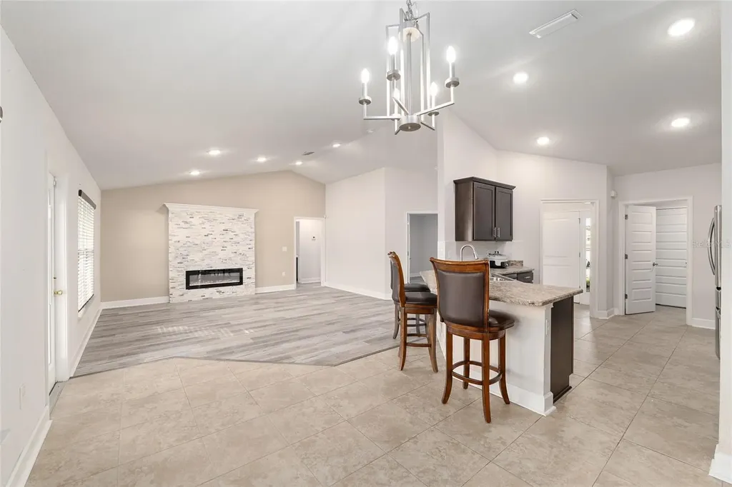 4413 NW 1st Court Ocala FL 34475