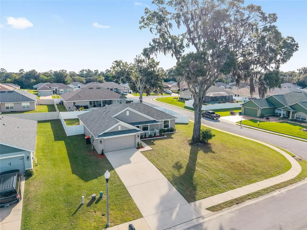 4413 NW 1st Court Ocala FL 34475