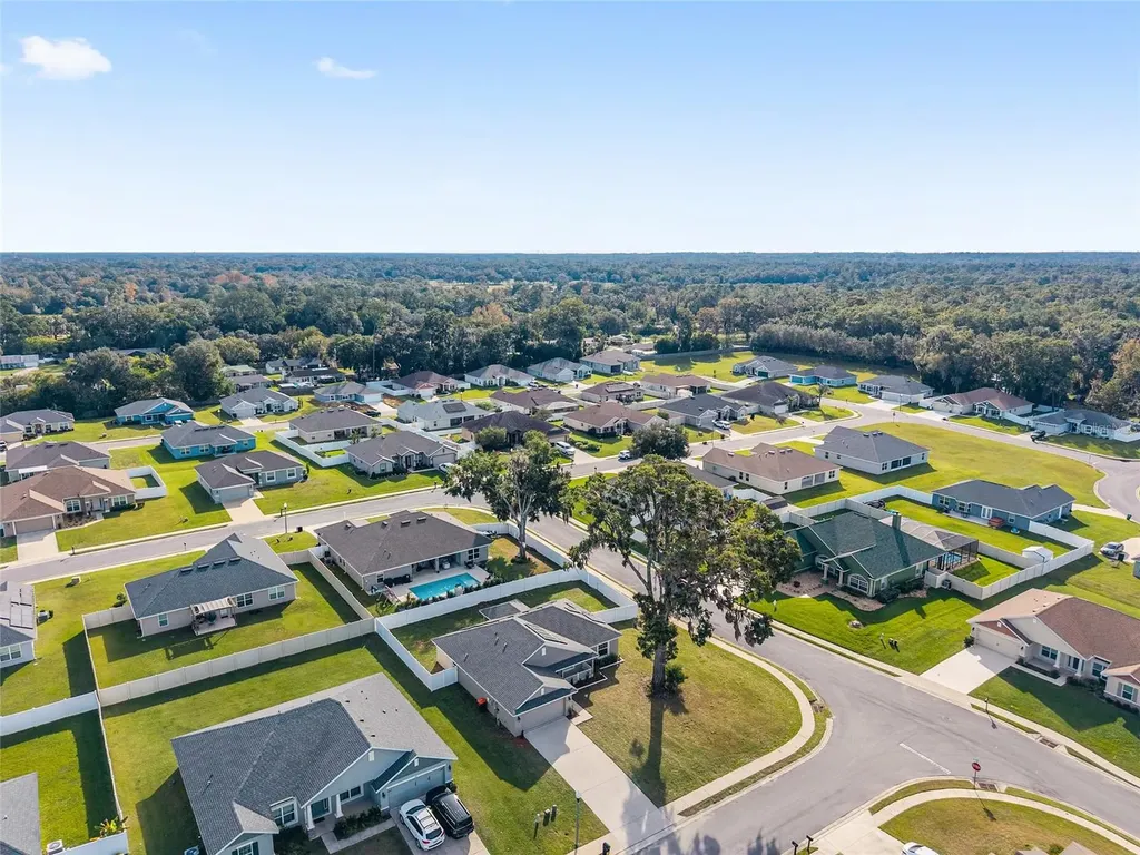 4413 NW 1st Court Ocala FL 34475