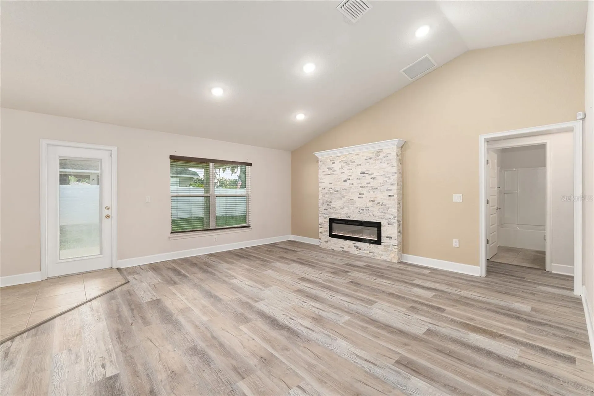 4413 NW 1st Court Ocala FL 34475
