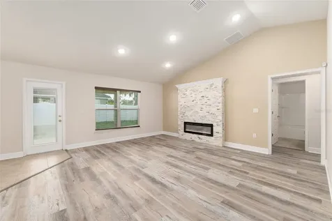 4413 NW 1st Court Ocala FL 34475