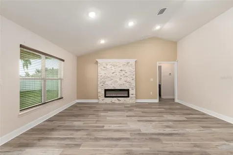 4413 NW 1st Court Ocala FL 34475