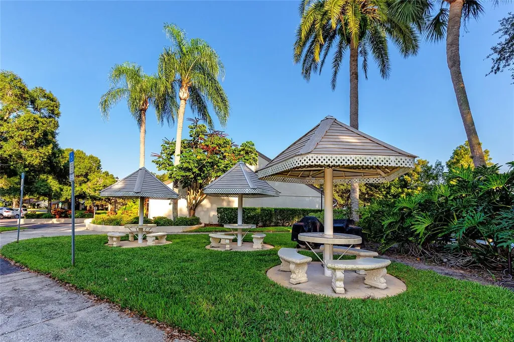 2561 Royal Pines Circle Clearwater FL 33763