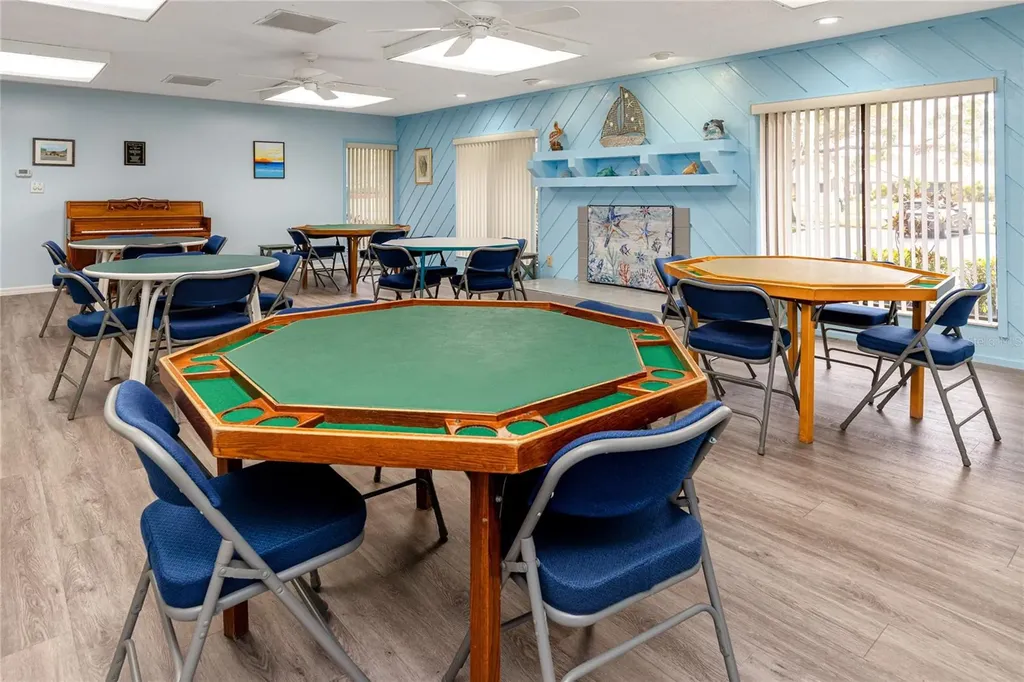 2561 Royal Pines Circle Clearwater FL 33763