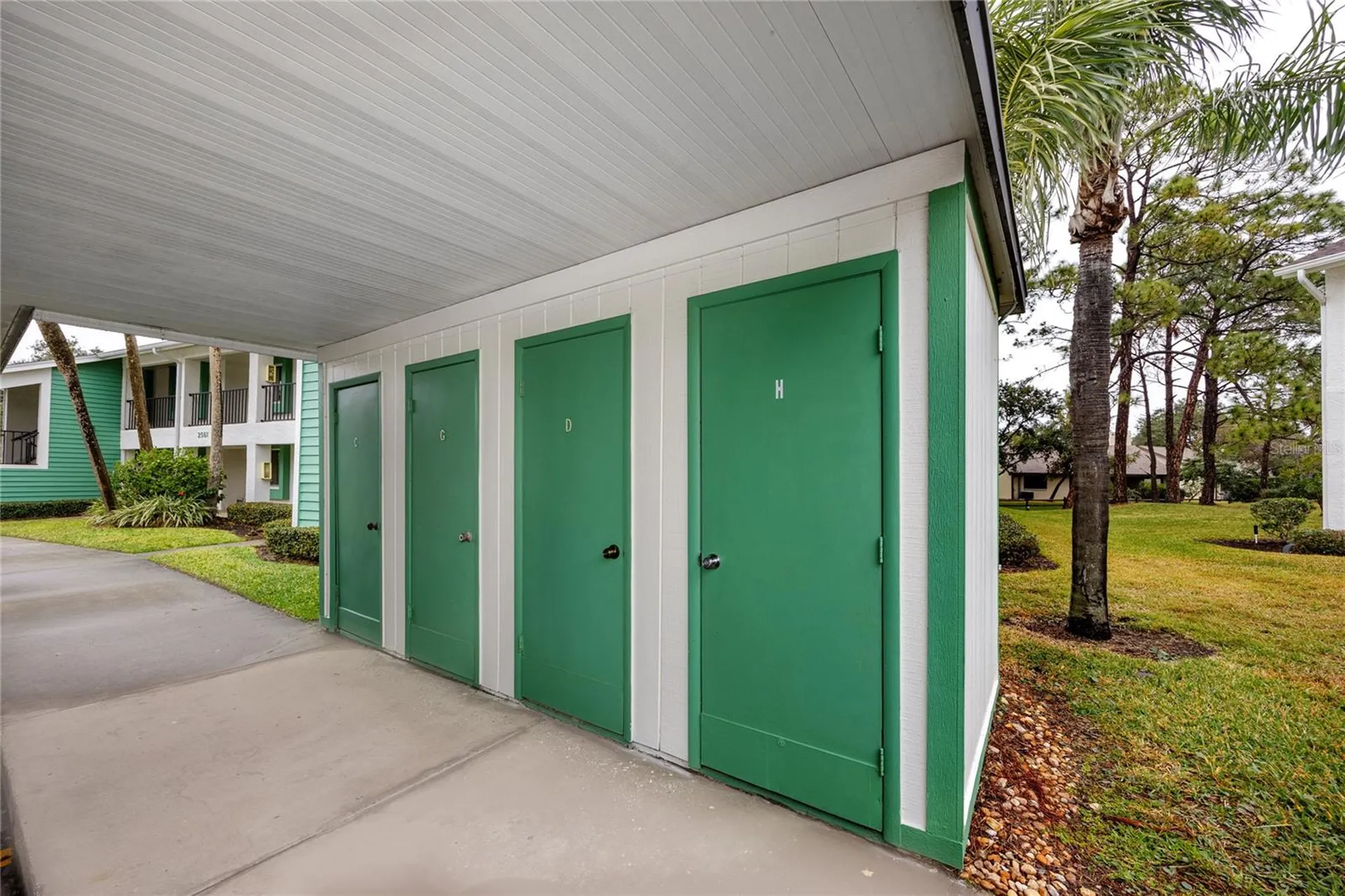 2561 Royal Pines Circle Clearwater FL 33763