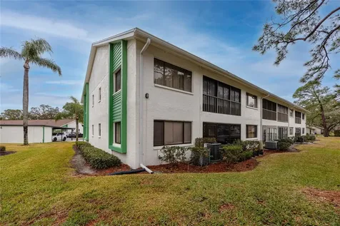 2561 Royal Pines Circle Clearwater FL 33763