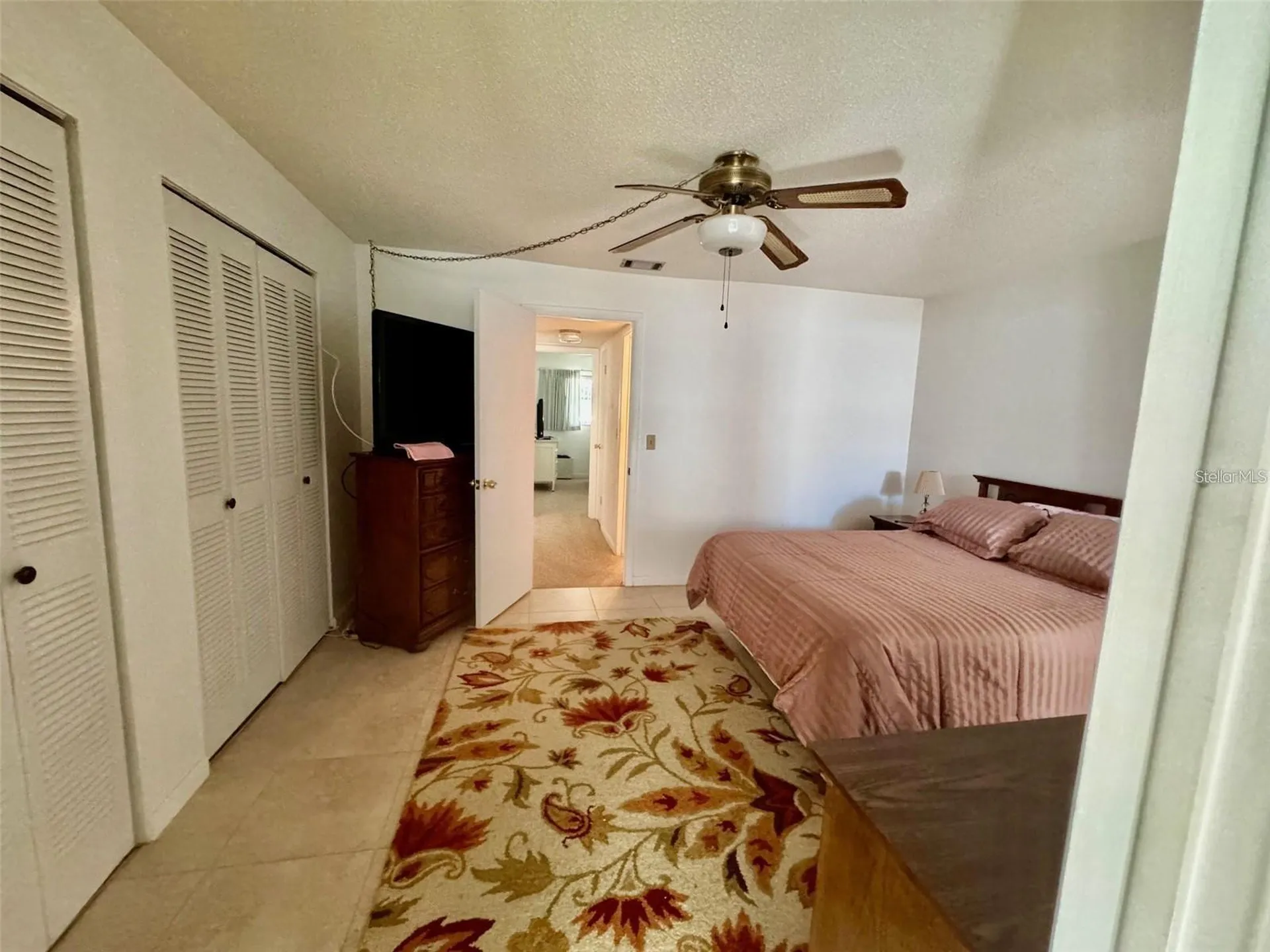5217 81st Street N St Petersburg FL 33709