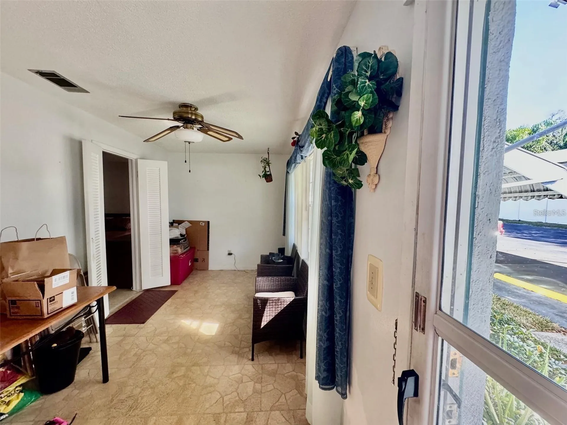 5217 81st Street N St Petersburg FL 33709