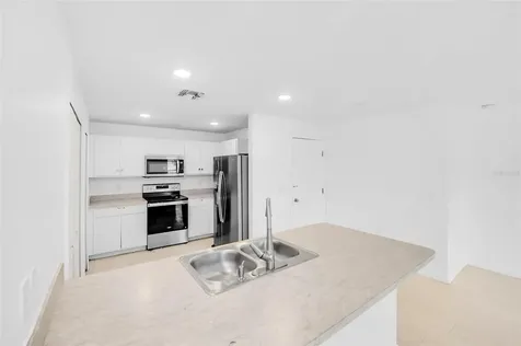 1798 SW Cecelia Lane Port St Lucie FL 34953