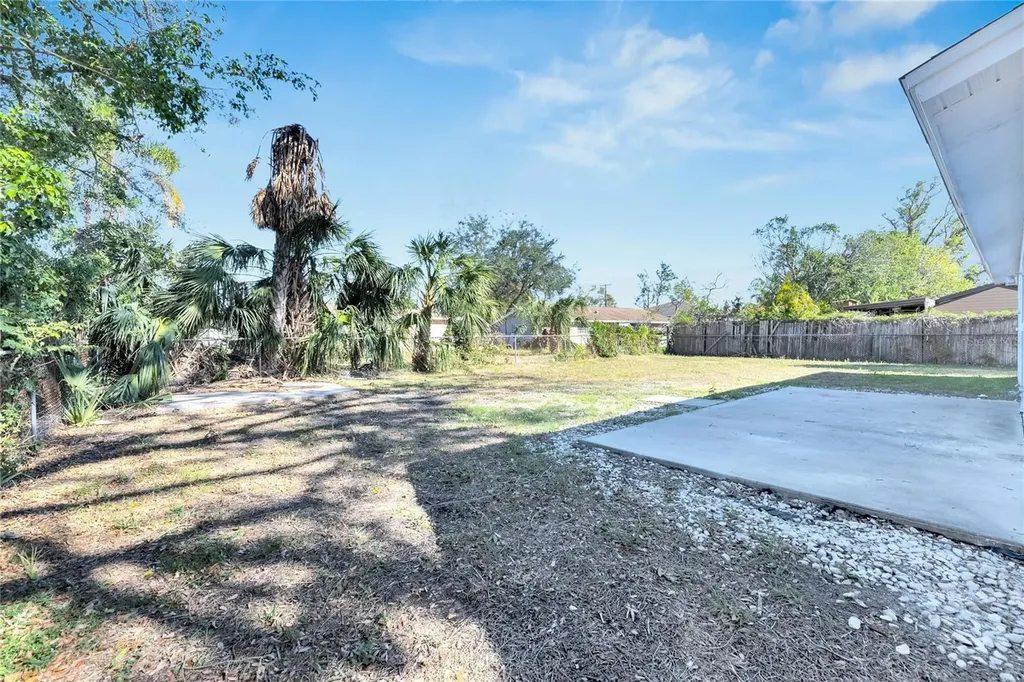 527 Fox Run Trail Apollo Beach FL 33572