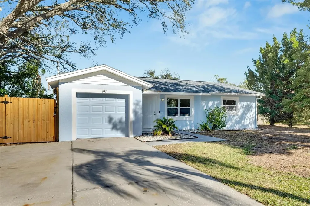 527 Fox Run Trail Apollo Beach FL 33572