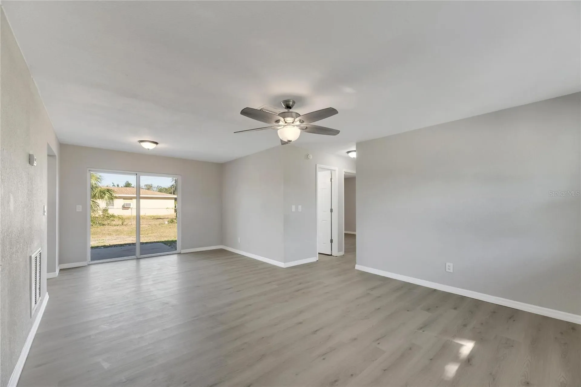 527 Fox Run Trail Apollo Beach FL 33572