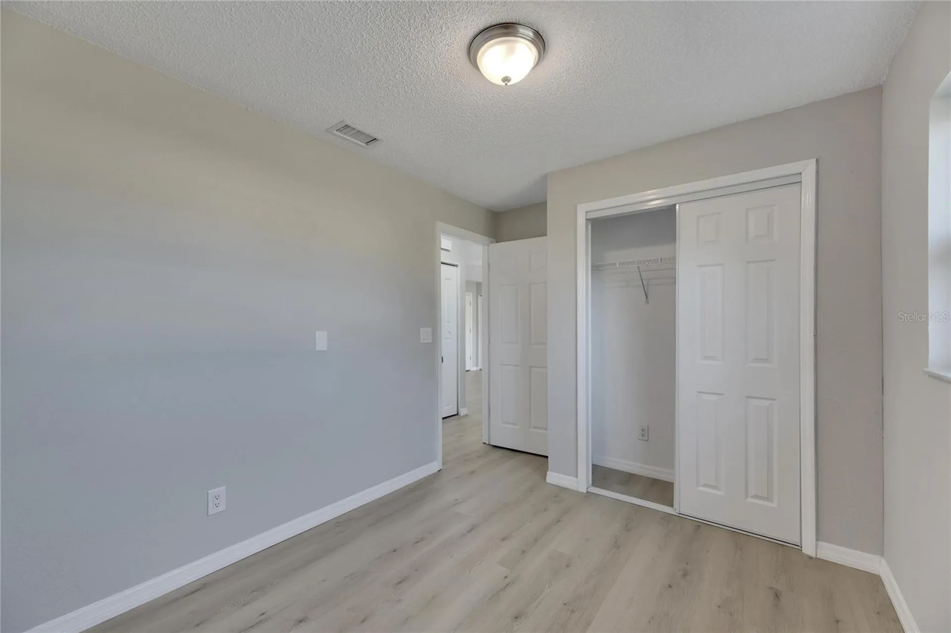 527 Fox Run Trail Apollo Beach FL 33572