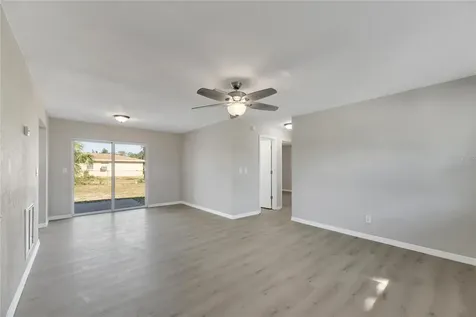 527 Fox Run Trail Apollo Beach FL 33572