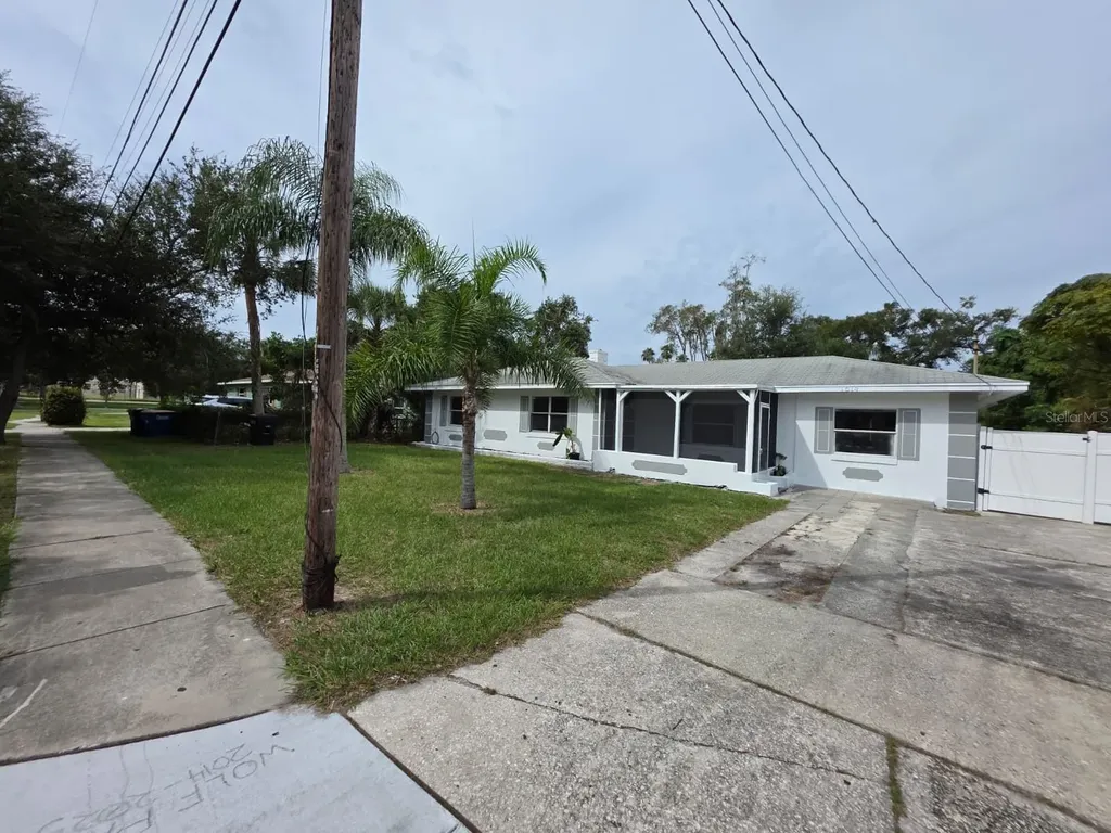 1614 N Washington Avenue Clearwater FL 33755