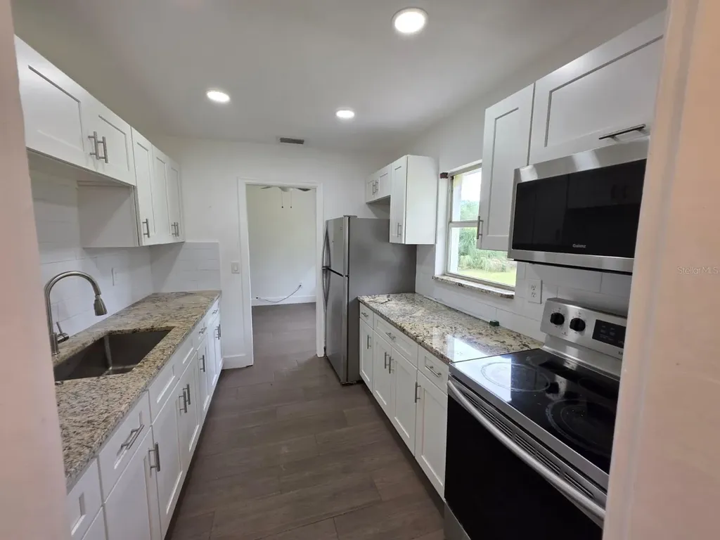 1614 N Washington Avenue Clearwater FL 33755