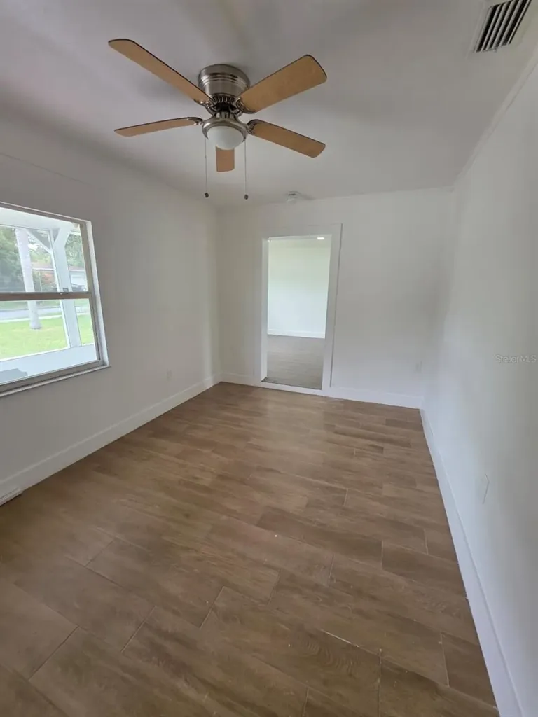 1614 N Washington Avenue Clearwater FL 33755