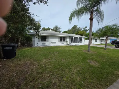 1614 N Washington Avenue Clearwater FL 33755