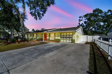 3611 Wisperbreath Lane Tampa FL 33619