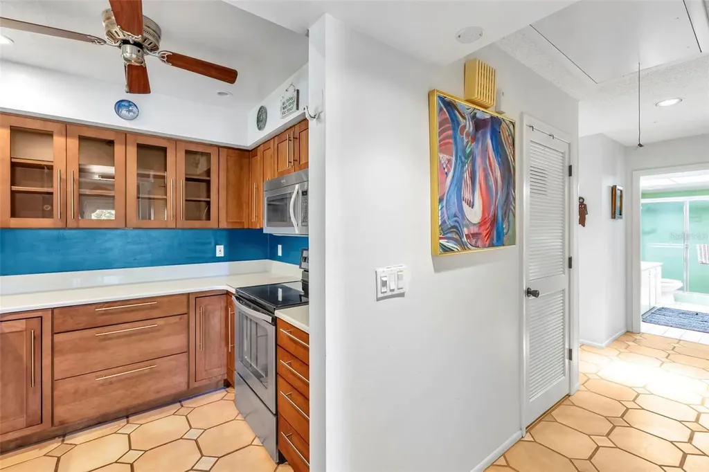 4364 Woodmans Chart Sarasota FL 34235