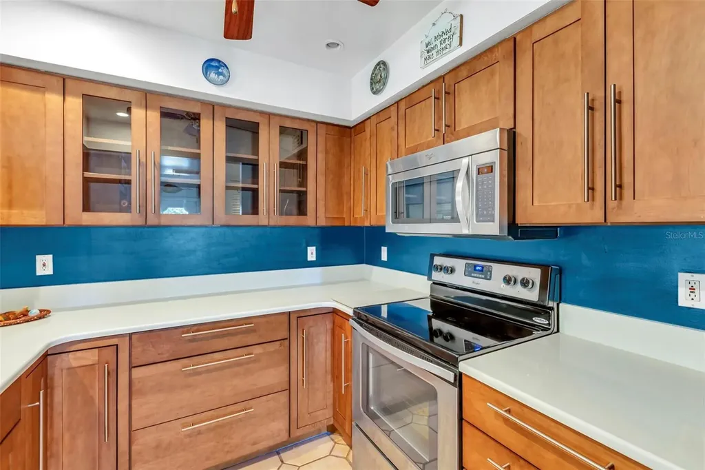 4364 Woodmans Chart Sarasota FL 34235