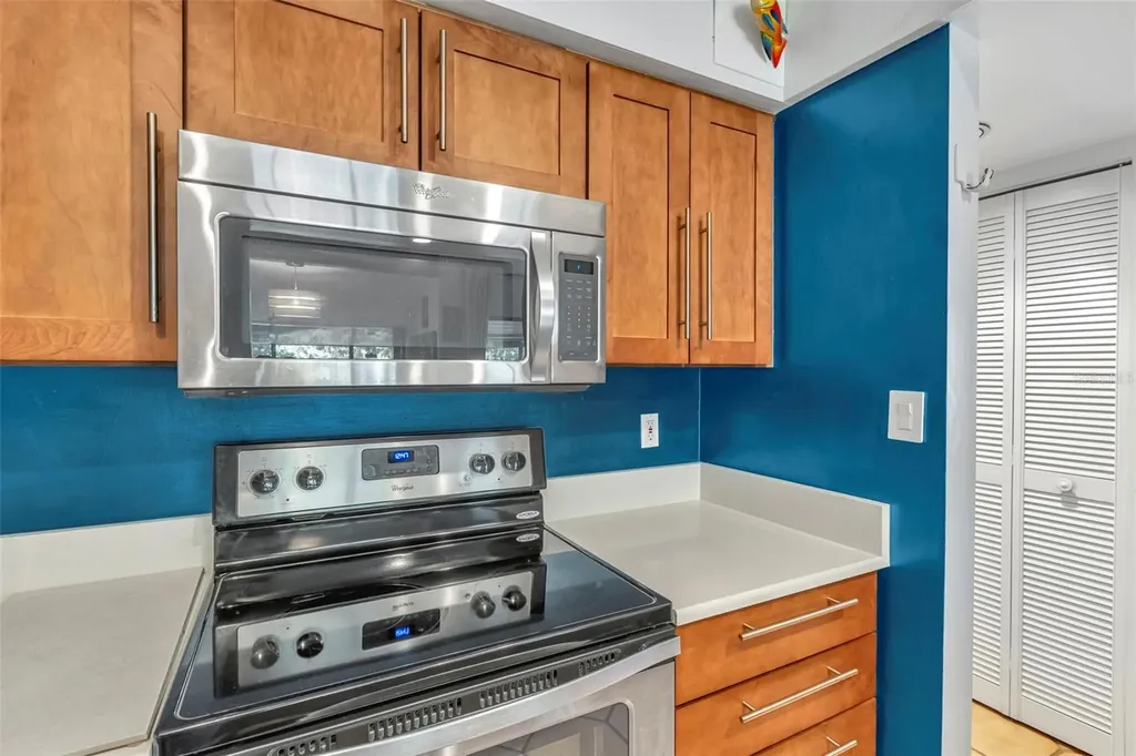 4364 Woodmans Chart Sarasota FL 34235