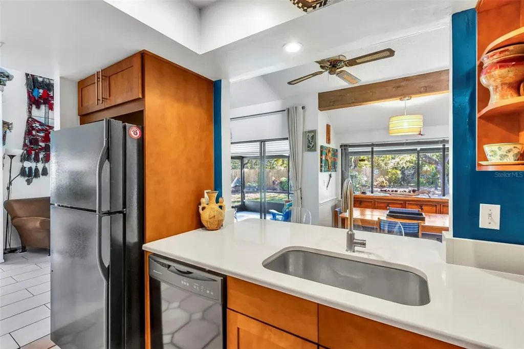 4364 Woodmans Chart Sarasota FL 34235