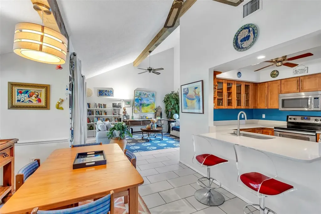 4364 Woodmans Chart Sarasota FL 34235