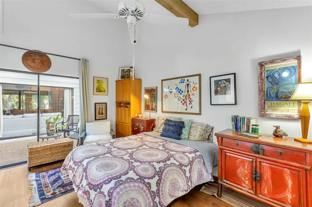 4364 Woodmans Chart Sarasota FL 34235