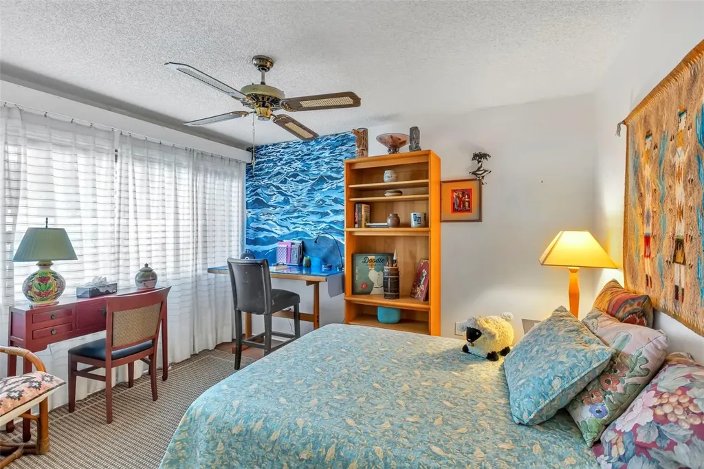 4364 Woodmans Chart Sarasota FL 34235