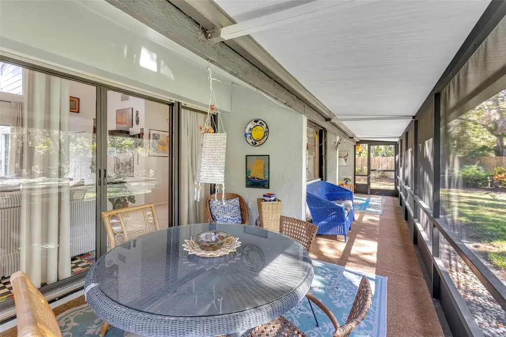 4364 Woodmans Chart Sarasota FL 34235