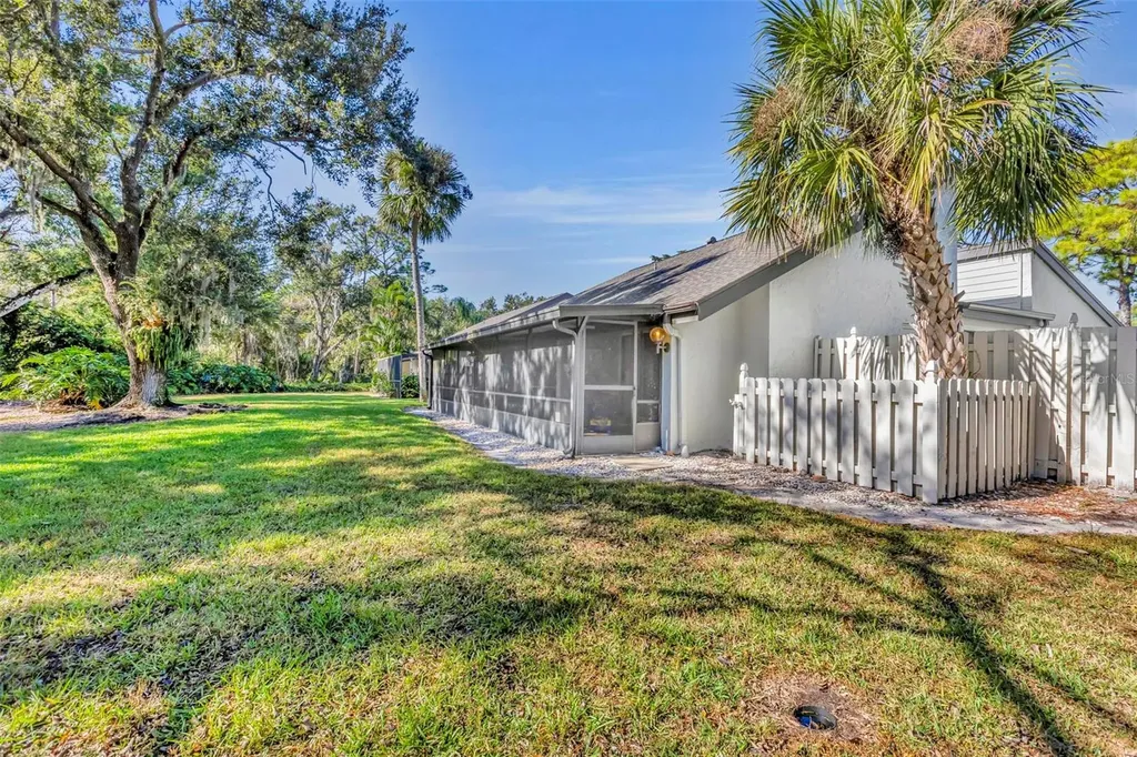 4364 Woodmans Chart Sarasota FL 34235